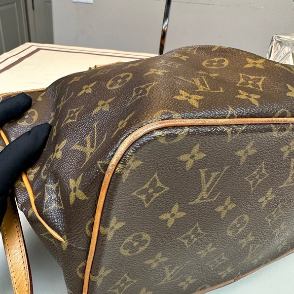 Louis Vuitton Monogram Canvas Palermo PM Tote Shoulder Bag - Picture 7 of 17